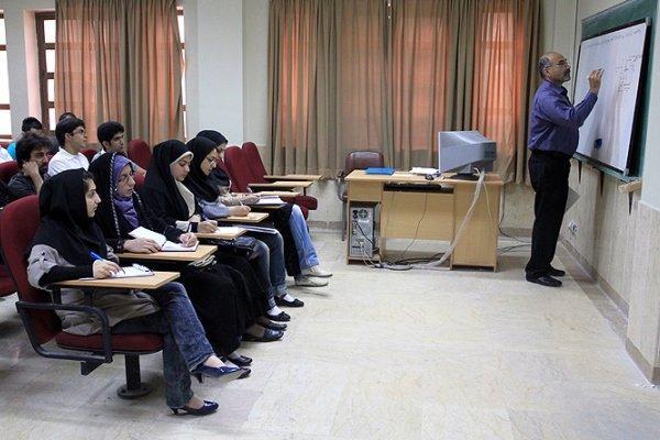 انتقاد مسئولان دانشگاه آزاد از نظارت وزارت علوم در پذیرش دانشجو