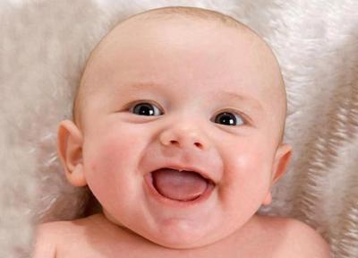علت وجود دانه های قرمز روی پوست نوزادان چیست؟