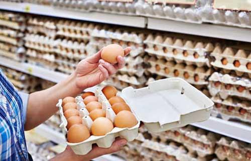 ستاد تنظیم بازار: سازمان حمایت بر نرخ تخم مرغ بسته بندی نظارت می کند