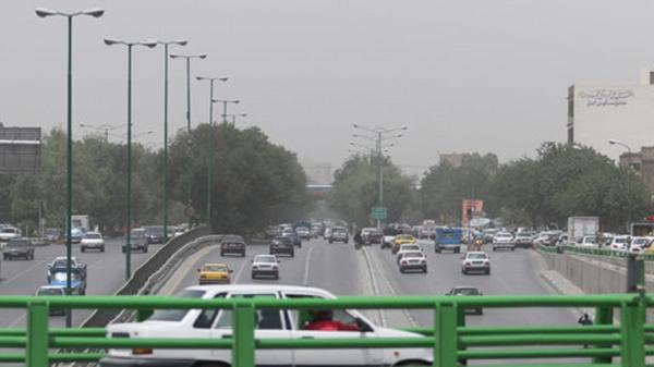 تداوم غبارصبحگاهی و آلودگی هوا در اصفهان تا خاتمه هفته