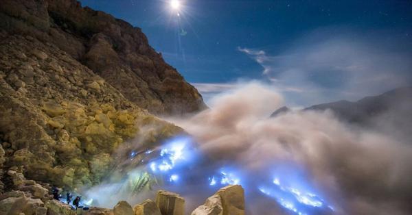 آتشفشان کاوا آیجن (Kawah Ijen) در اندونزی Indonesia